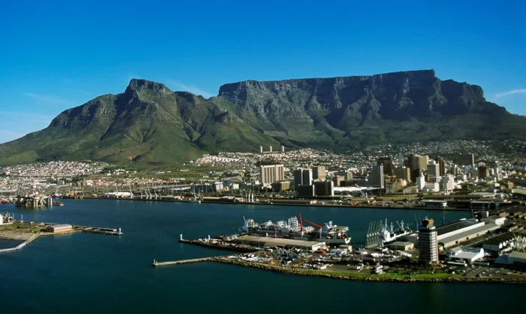 Maximizing Your Cape Town Adventure: The Undeniable Benefits of Pre-booking Table Mountain Tickets