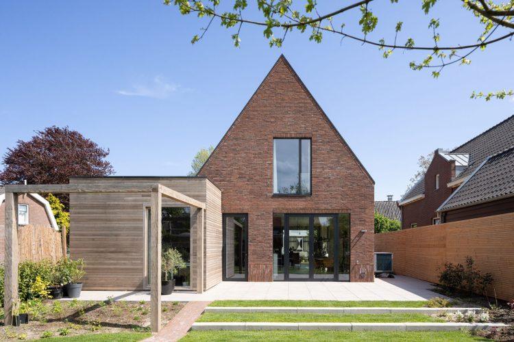 Modern Aesthetics Meet Traditional Appeal: The Comprehensive Guide to Brick Cladding