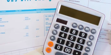 Saving Money, Saving Time: The Advantages of UK Business Price Comparison