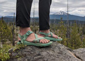 From Peaks to Paths: Hiking Sandals and Boots – Which is Right for You?