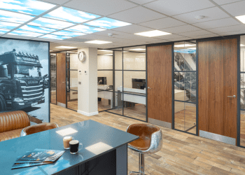 Open-Plan to Defined Spaces: Your Guide to Seamless Glass Office Partitioning Installation