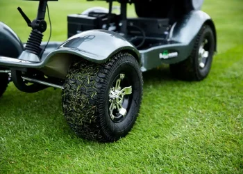 Personal Comfort on the Green: A Closer Look at Single Seat Golf Buggies