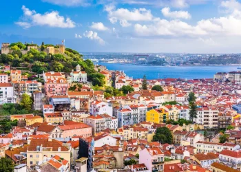 Exploring Coastal Beauty and City Life Through Lisbon Tours