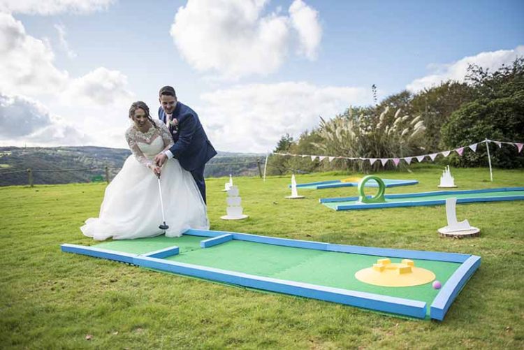 Fun, Memorable, and Inclusive: The Perks of Mini Golf Hire