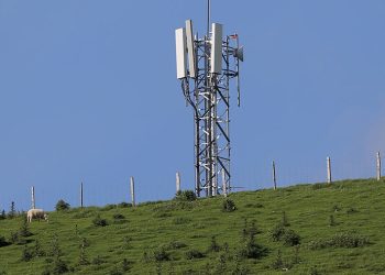 Landowner’s Guide to Phone Mast Rent: How to Earn More from Telecoms Operators