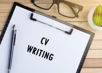 Exploring the Full Process of a CV Writing Service