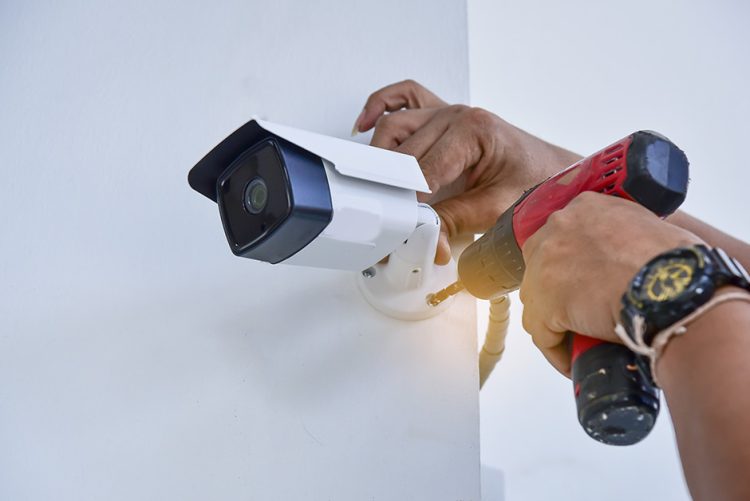 Choosing the Right Experts for CCTV Installation London