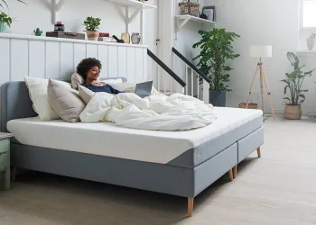 Cushioned Dreams: The Science Behind Our Love Affair with Soft Mattresses