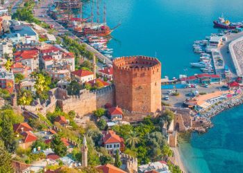 Key Qualities That Define the Best Real Estate Agency in Antalya