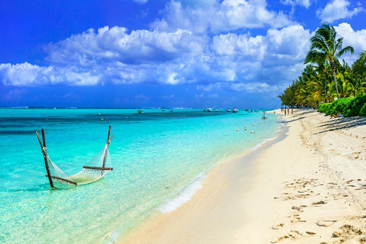 Wanderlust in the Indian Ocean: Best Tours in Mauritius